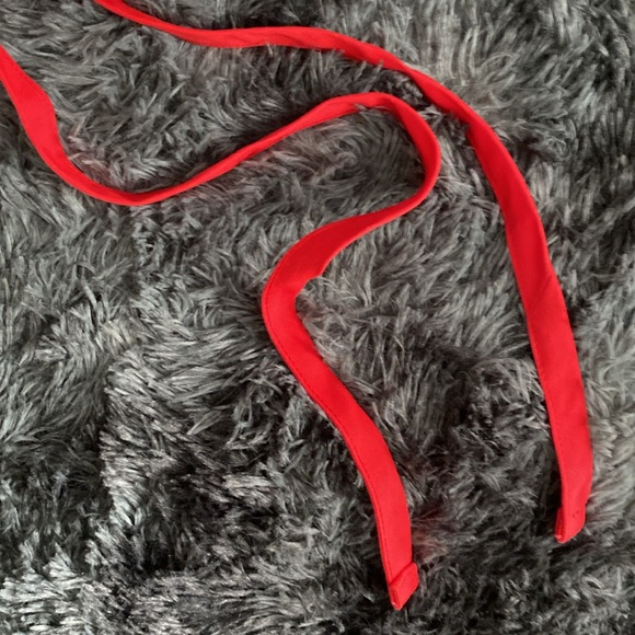 Rare WFM Holidays red special edition apron - Picture 14 of 17